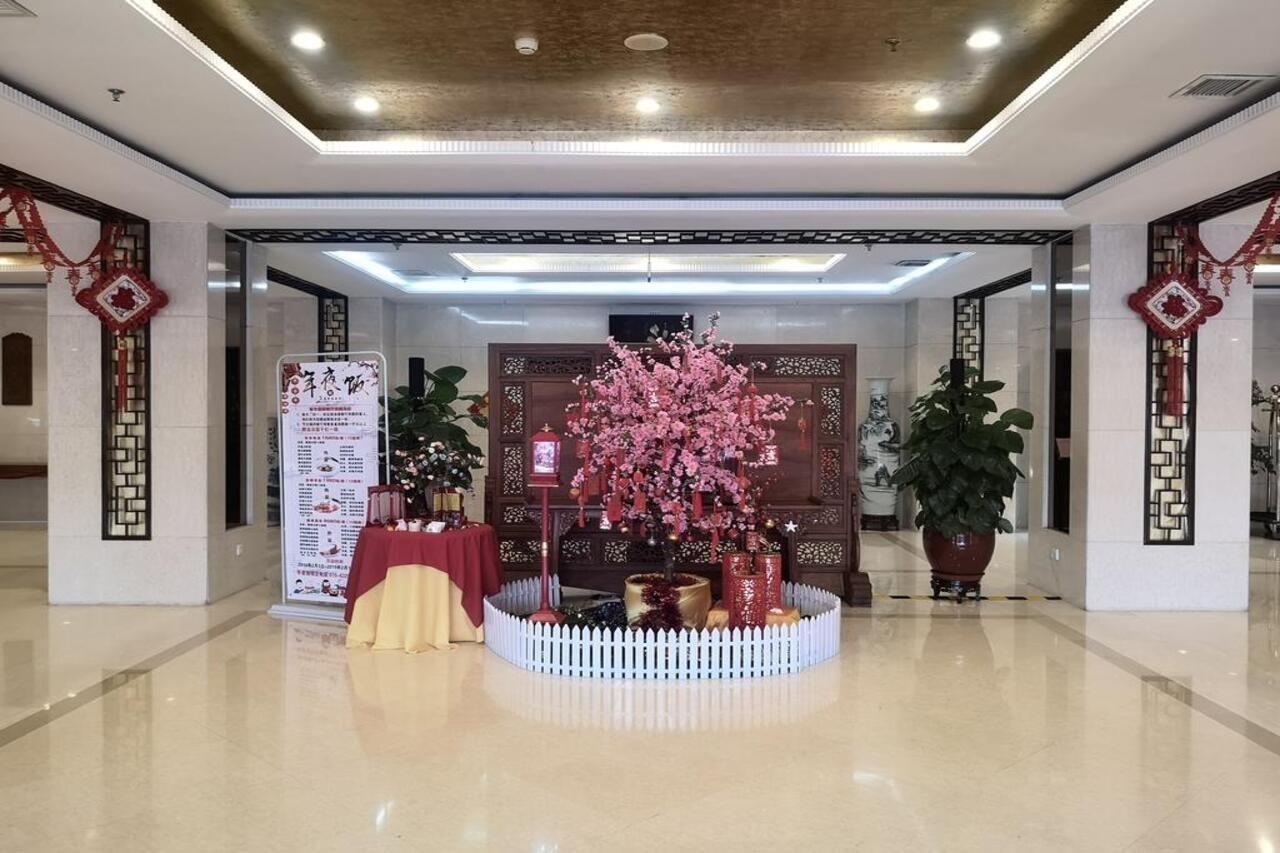 Beijing Commercial Business Hotel Екстер'єр фото