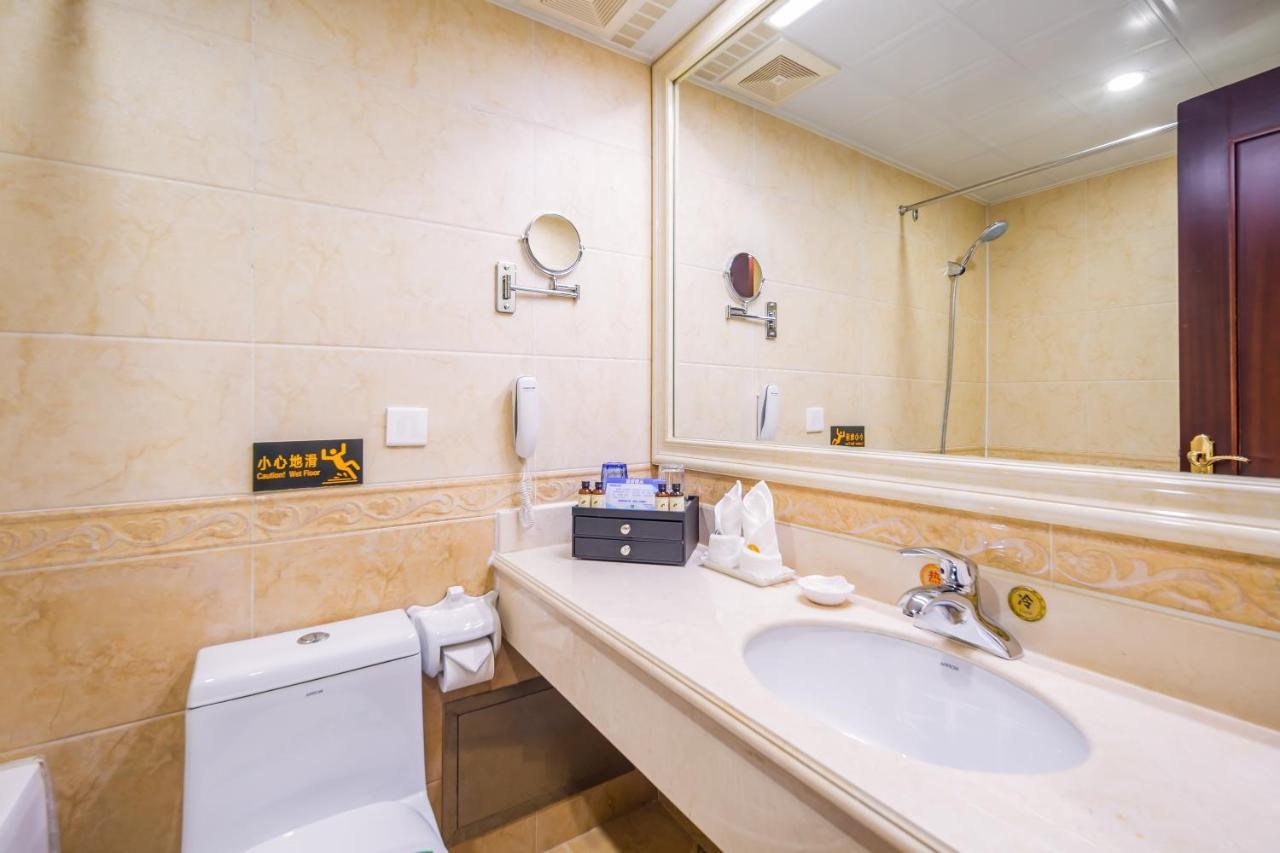 Beijing Commercial Business Hotel Екстер'єр фото