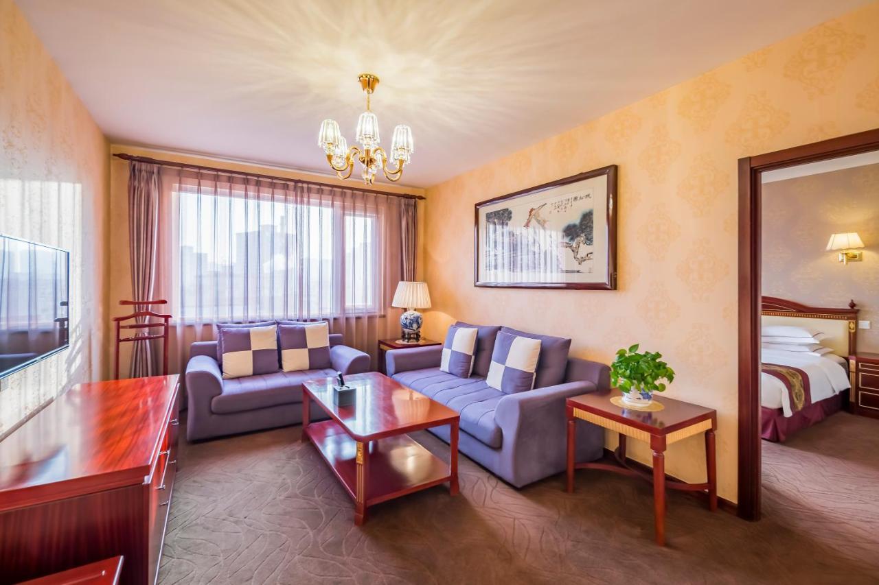 Beijing Commercial Business Hotel Екстер'єр фото