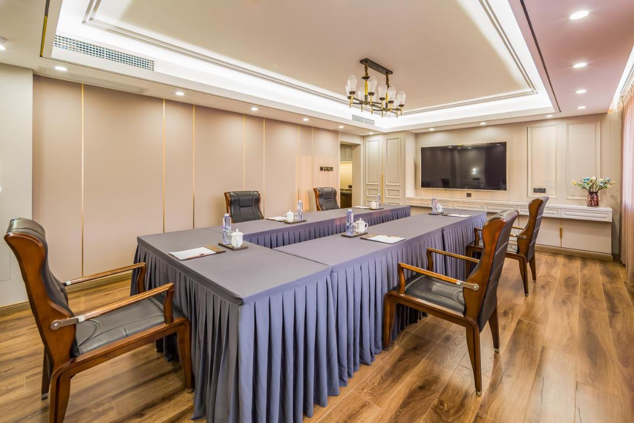 Beijing Commercial Business Hotel Екстер'єр фото