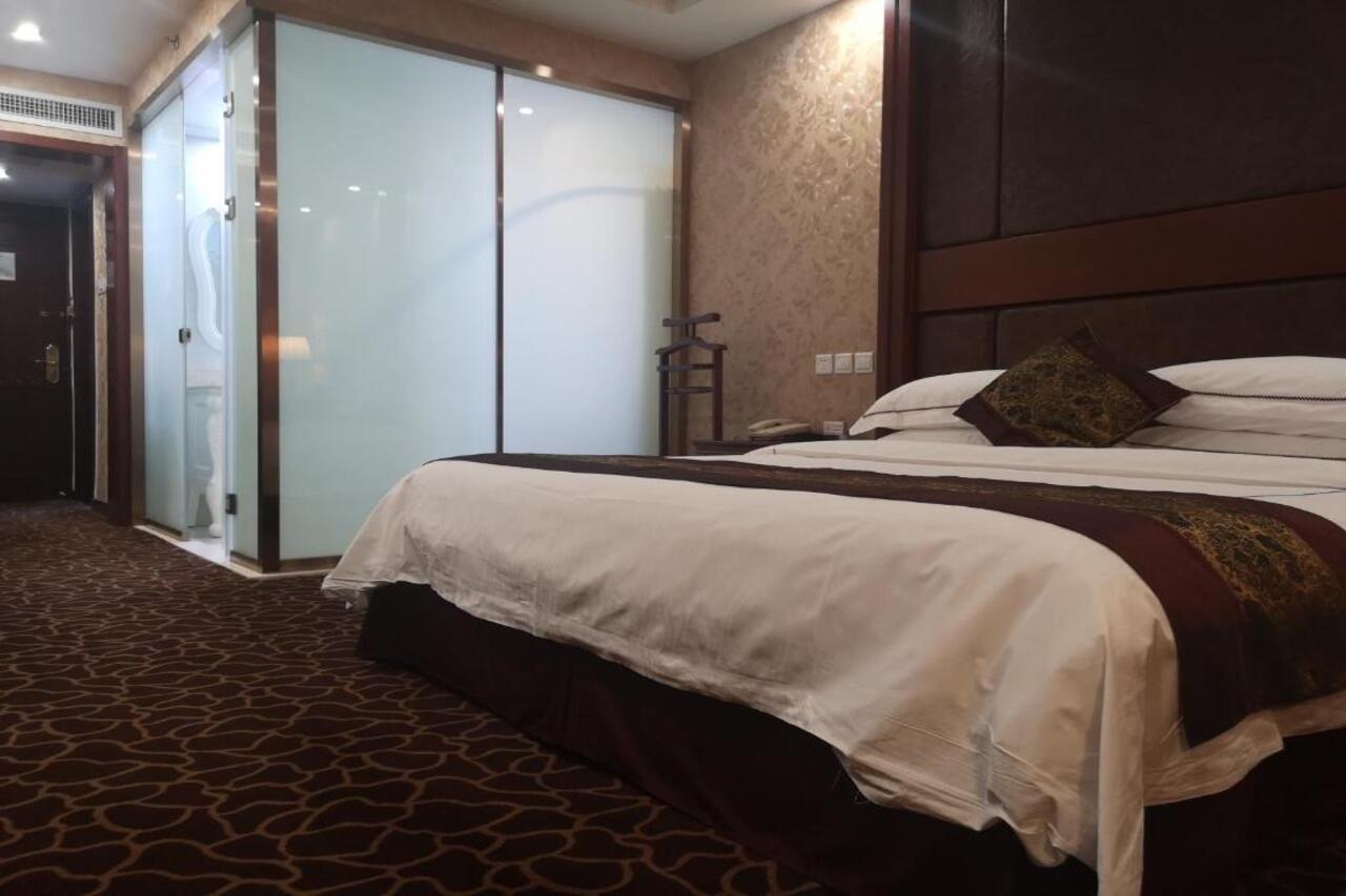 Beijing Commercial Business Hotel Екстер'єр фото