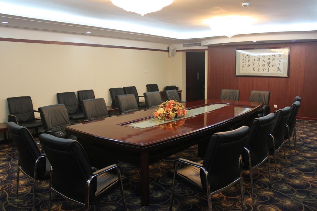 Beijing Commercial Business Hotel Екстер'єр фото