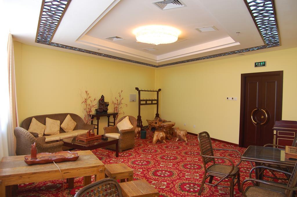 Beijing Commercial Business Hotel Екстер'єр фото